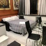 شقة Centro Storico Maschio Angioino House *