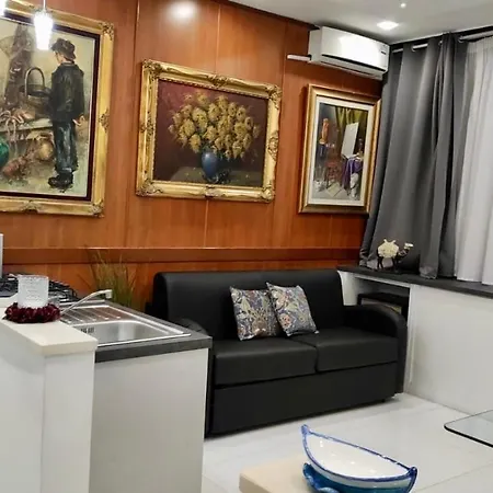Apartment Centro Storico Maschio Angioino House