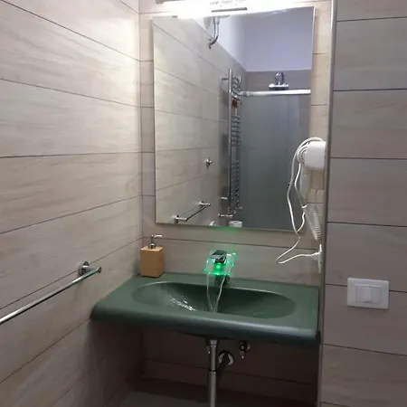 Centro Storico Maschio Angioino House Apartment *