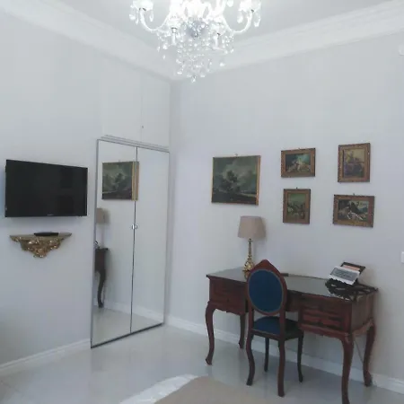 Centro Storico Maschio Angioino House شقة نابولي